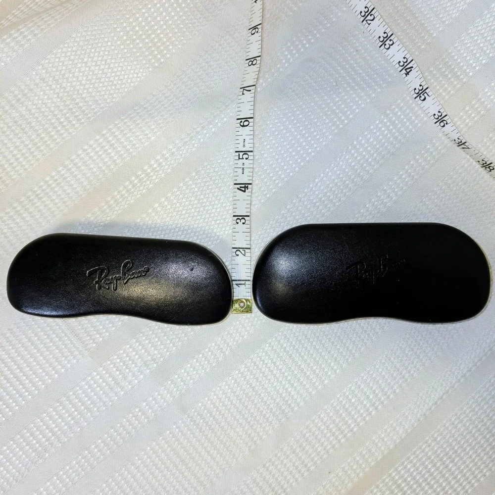 2 RAY-BAN Sunglasses Flip Top Cases. Black.‎ 2 Sizes Of Hard Cases -EUC